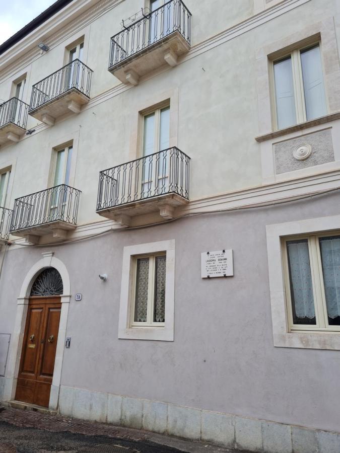 Casa Giulia Daire LʼAquila Dış mekan fotoğraf